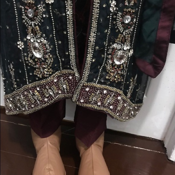 Pakistani dress - Picture 3 of 3